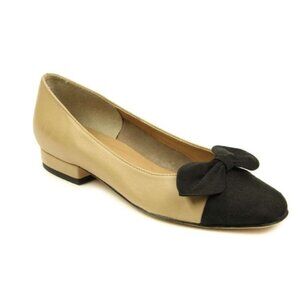 VANELi Favor Slip-on Flats Tan and black Bow Coquette Leather Sz 8 NARROW